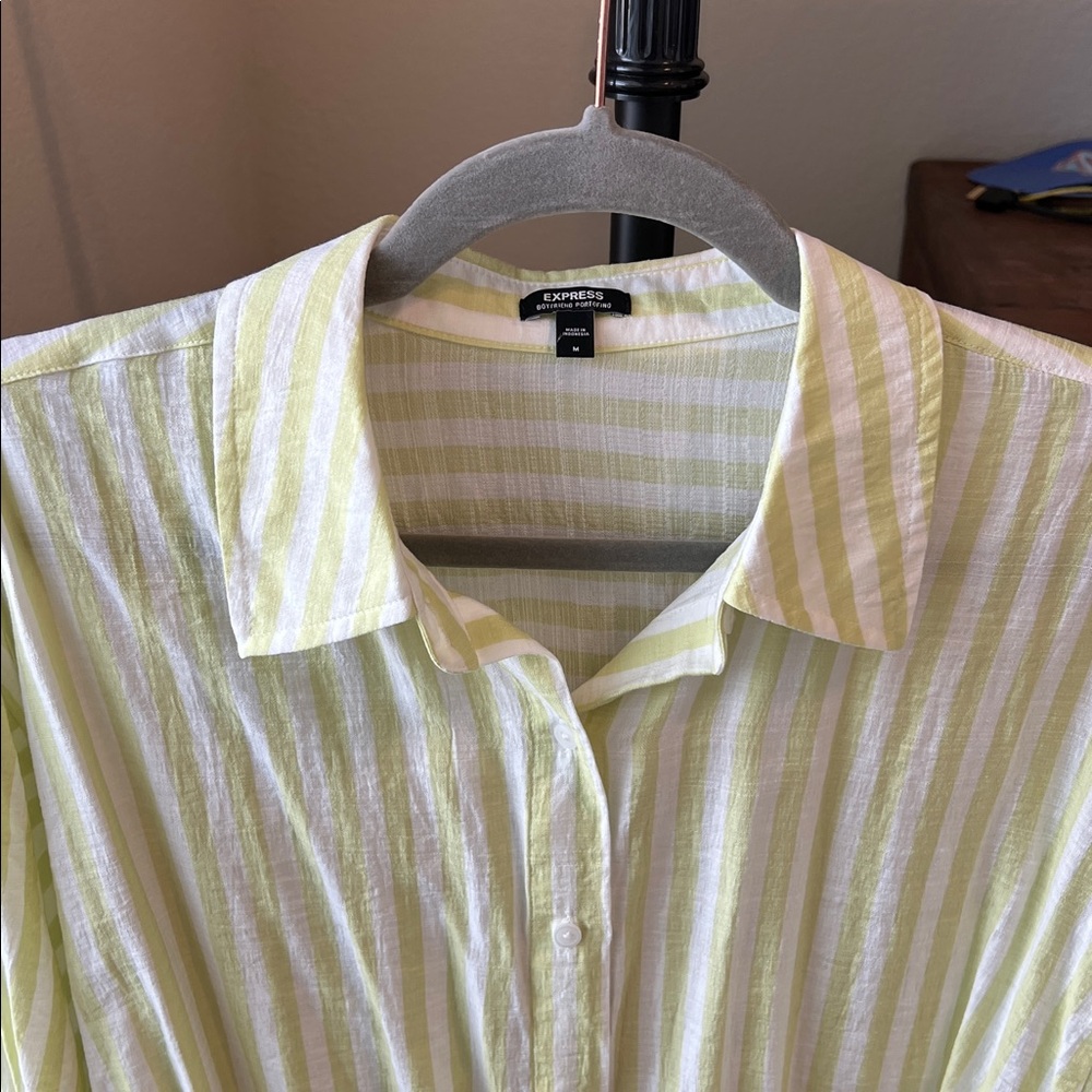 Express Button-Up Shirt - Picture 2 of 4